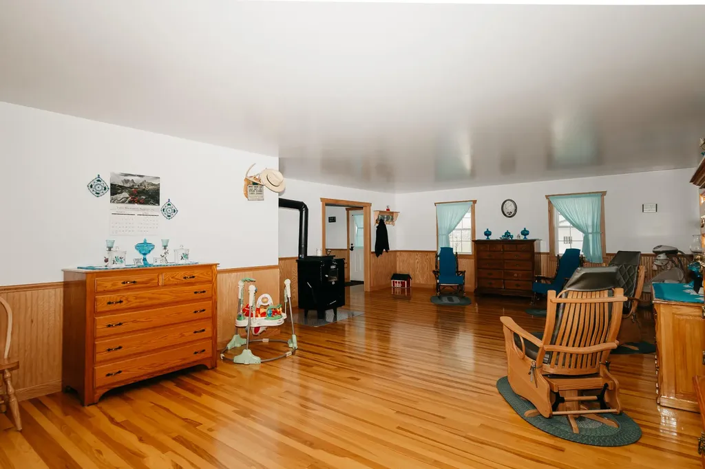4241 Kendall Springs Road Owingsville KY 40360