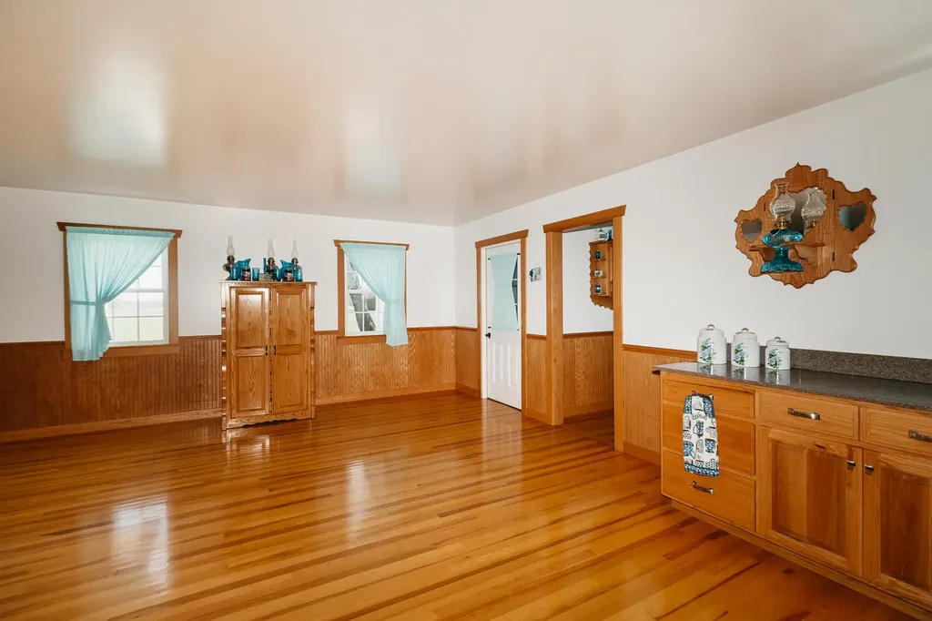4241 Kendall Springs Road Owingsville KY 40360