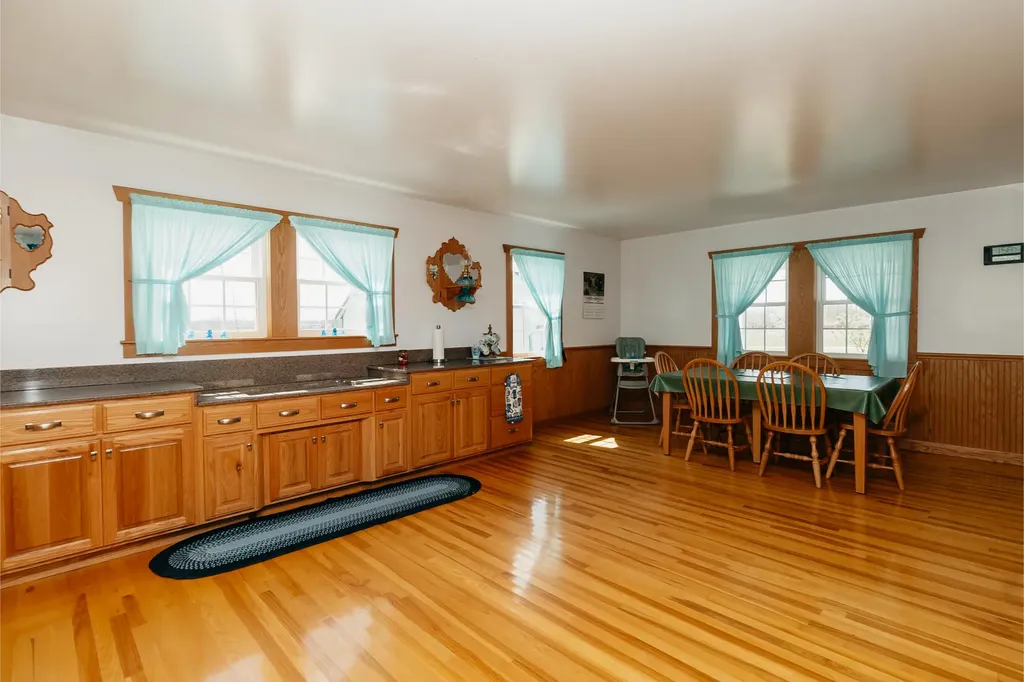 4241 Kendall Springs Road Owingsville KY 40360