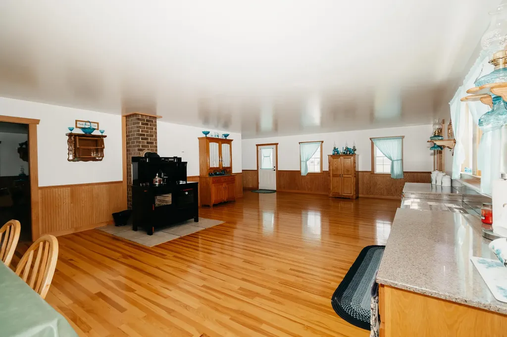 4241 Kendall Springs Road Owingsville KY 40360