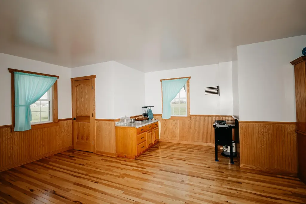4241 Kendall Springs Road Owingsville KY 40360