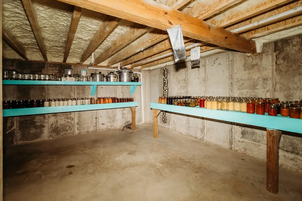 4241 Kendall Springs Road Owingsville KY 40360