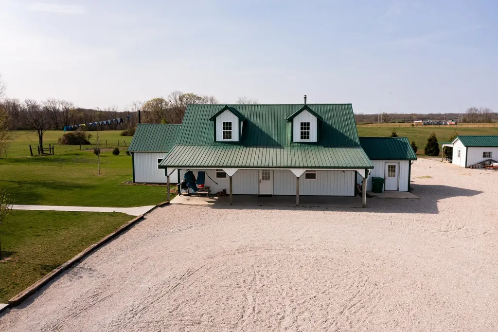 4241 Kendall Springs Road Owingsville KY 40360