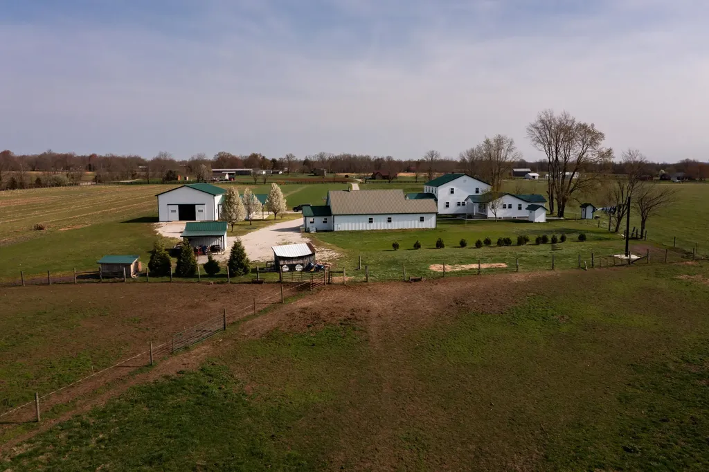 4241 Kendall Springs Road Owingsville KY 40360