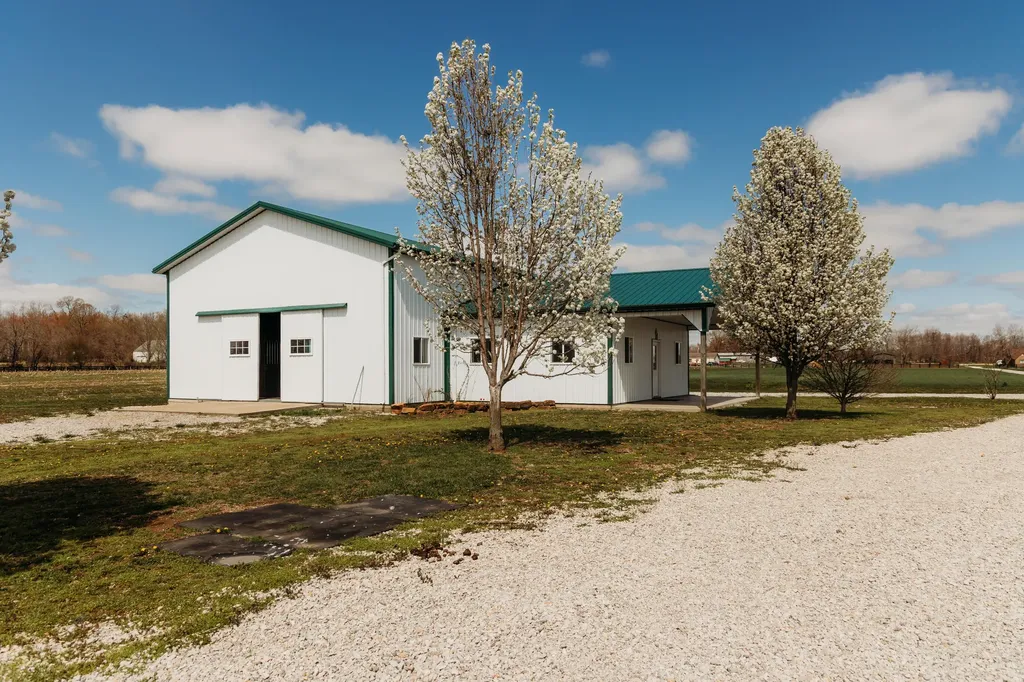 4241 Kendall Springs Road Owingsville KY 40360