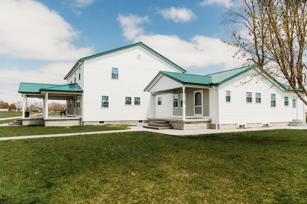 4241 Kendall Springs Road Owingsville KY 40360