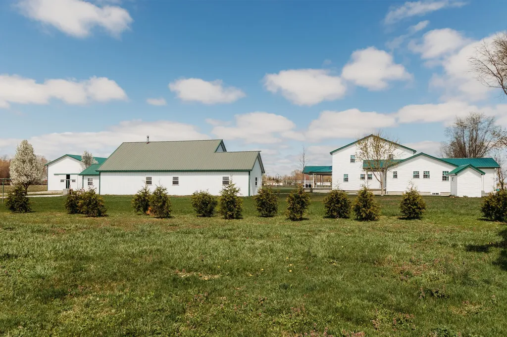 4241 Kendall Springs Road Owingsville KY 40360
