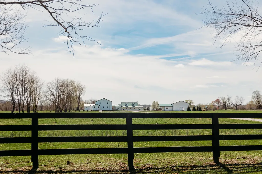 4241 Kendall Springs Road Owingsville KY 40360