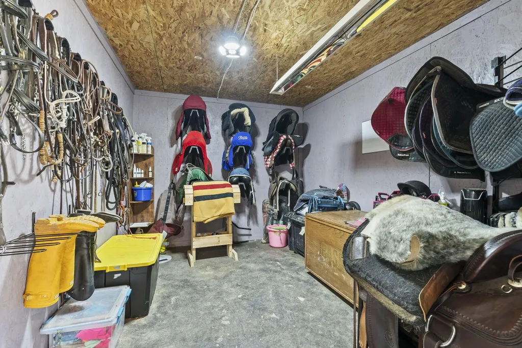 140 Seahawk Trail Midway KY 40347