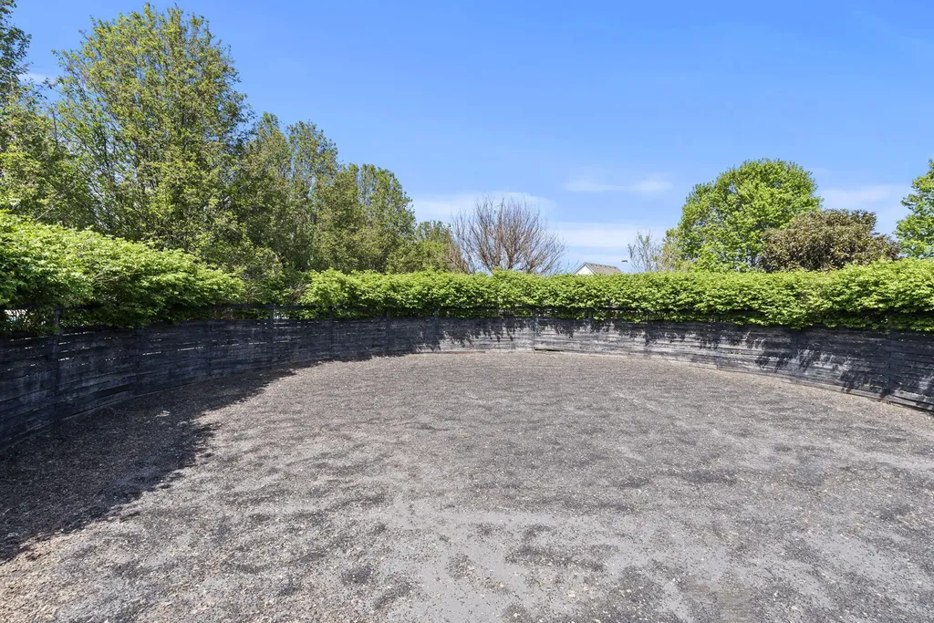 140 Seahawk Trail Midway KY 40347