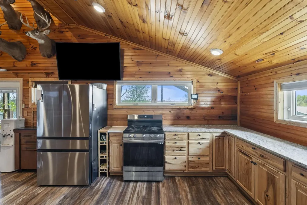 140 Seahawk Trail Midway KY 40347