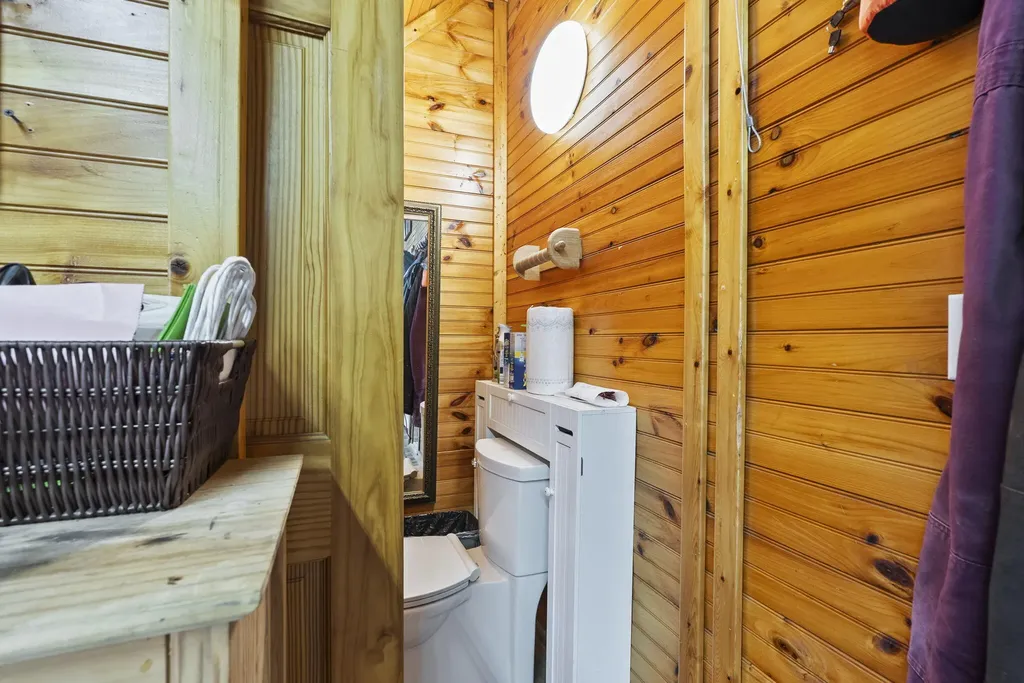 140 Seahawk Trail Midway KY 40347