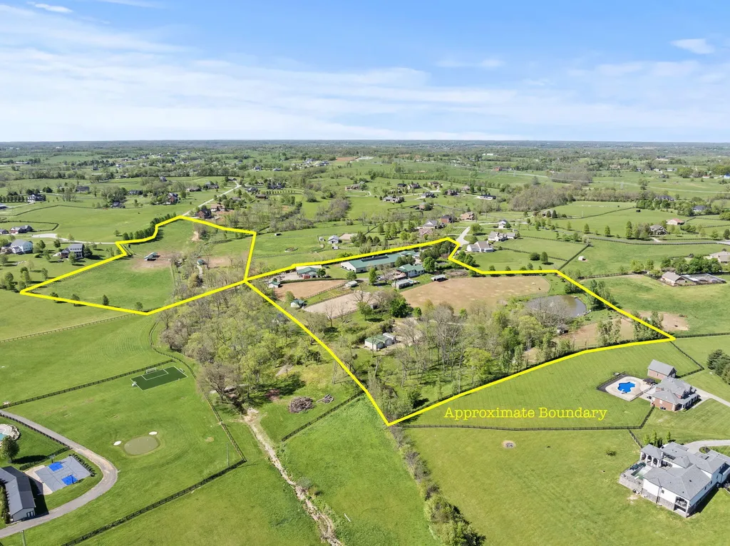 140 Seahawk Trail Midway KY 40347