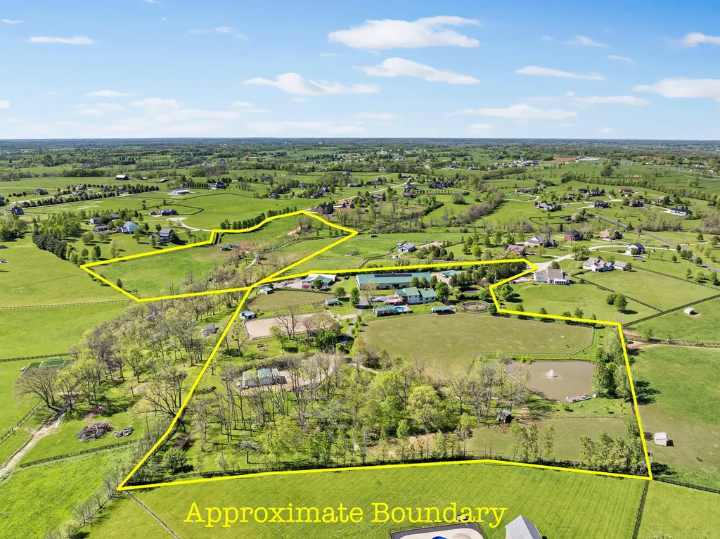 140 Seahawk Trail Midway KY 40347