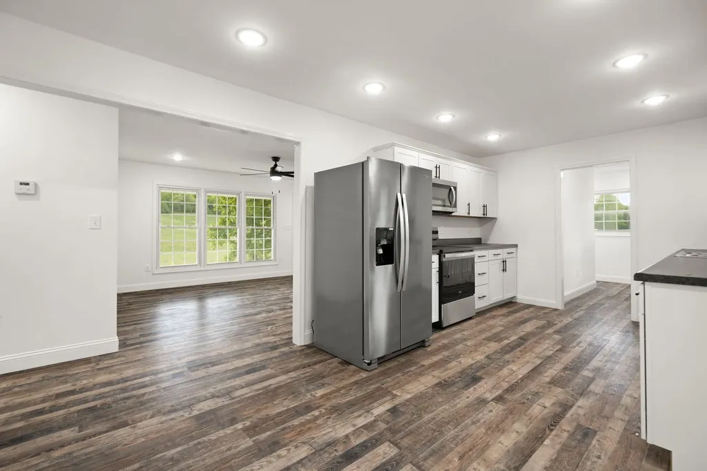 827 Pine Hill Brock Road London KY 40741