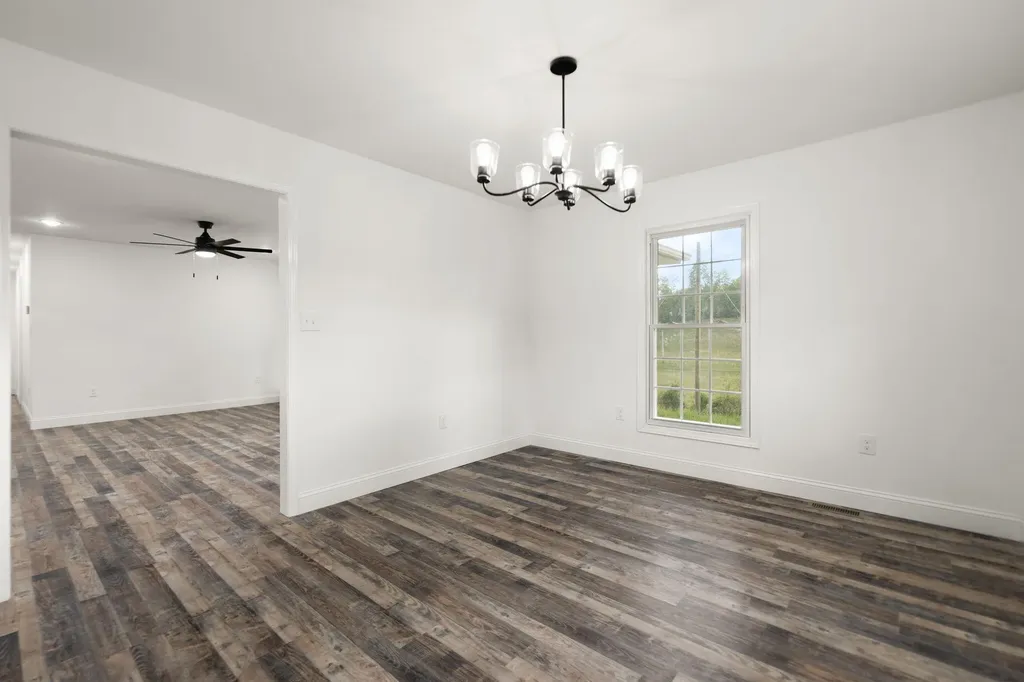 827 Pine Hill Brock Road London KY 40741