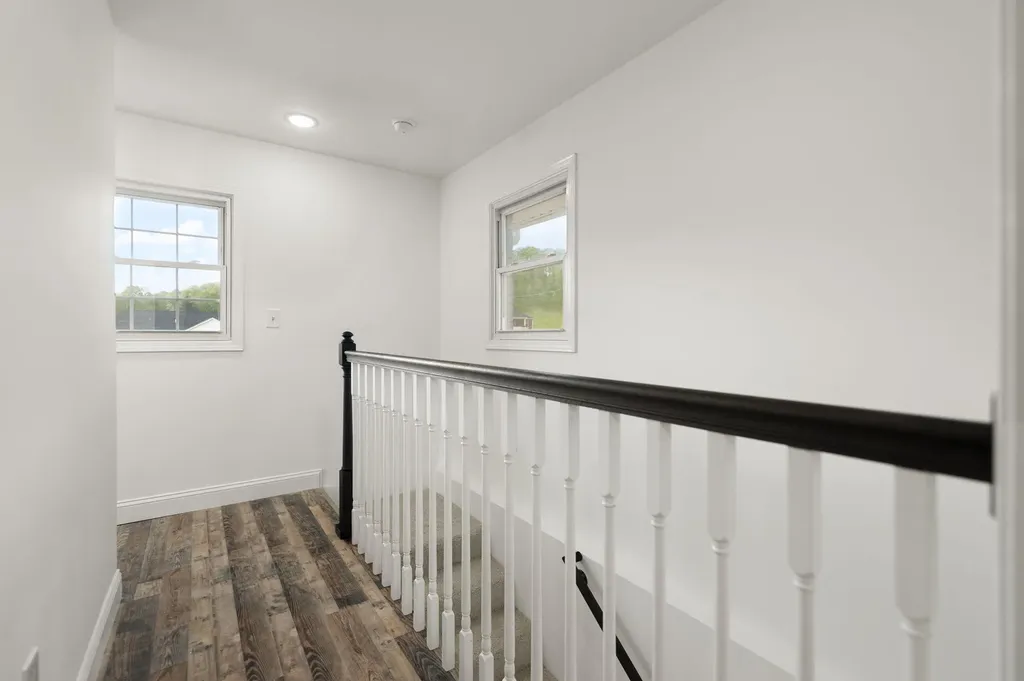 827 Pine Hill Brock Road London KY 40741