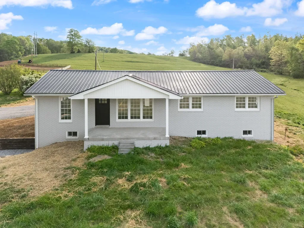 827 Pine Hill Brock Road London KY 40741