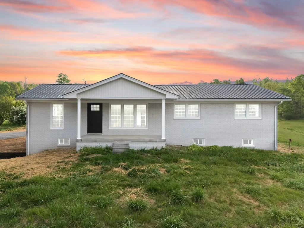 827 Pine Hill Brock Road London KY 40741