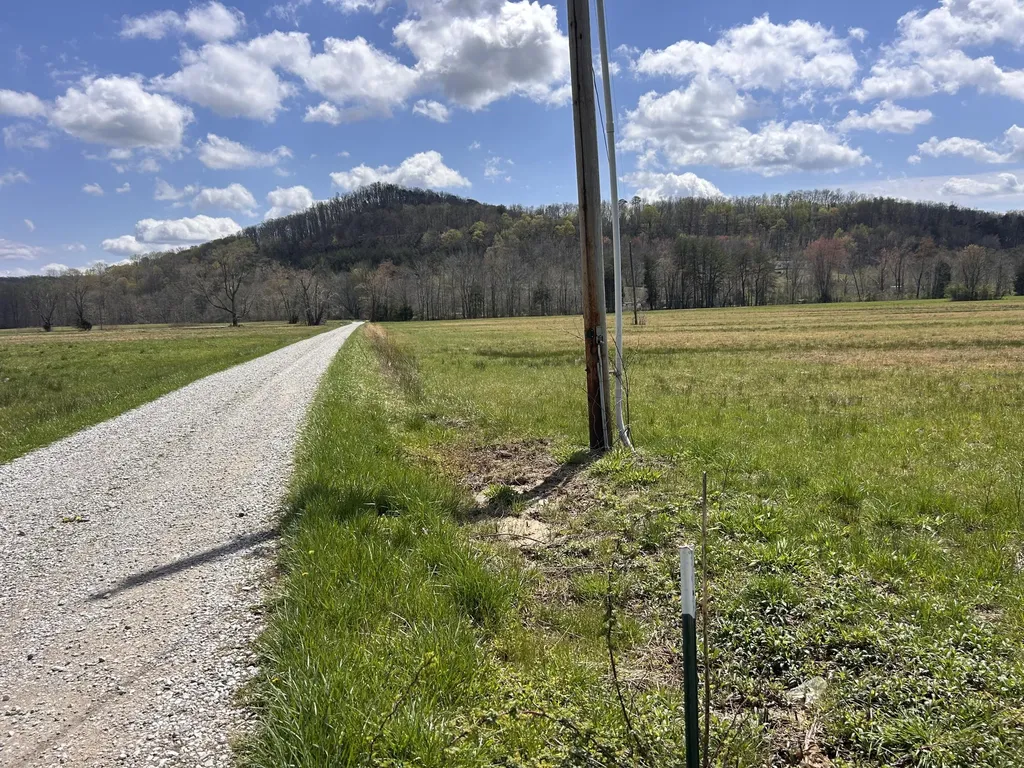 261 Arvil Lane Crab Orchard KY 40419