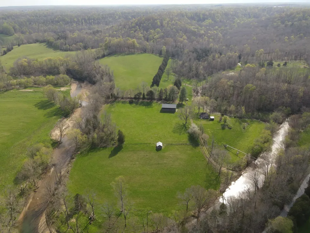 667 Troutstream Road Dunnville KY 42528