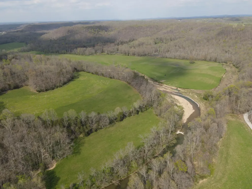 667 Troutstream Road Dunnville KY 42528