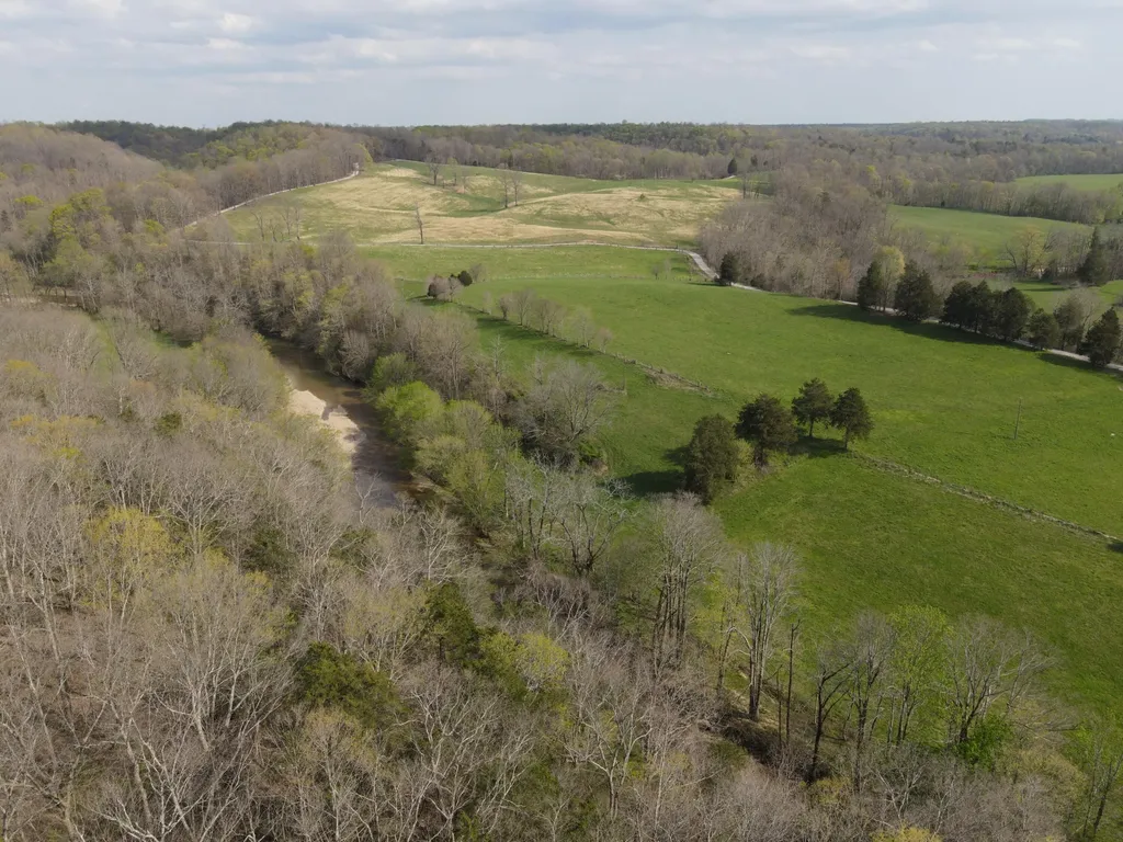 667 Troutstream Road Dunnville KY 42528
