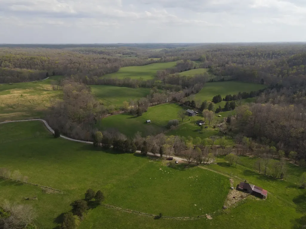 667 Troutstream Road Dunnville KY 42528