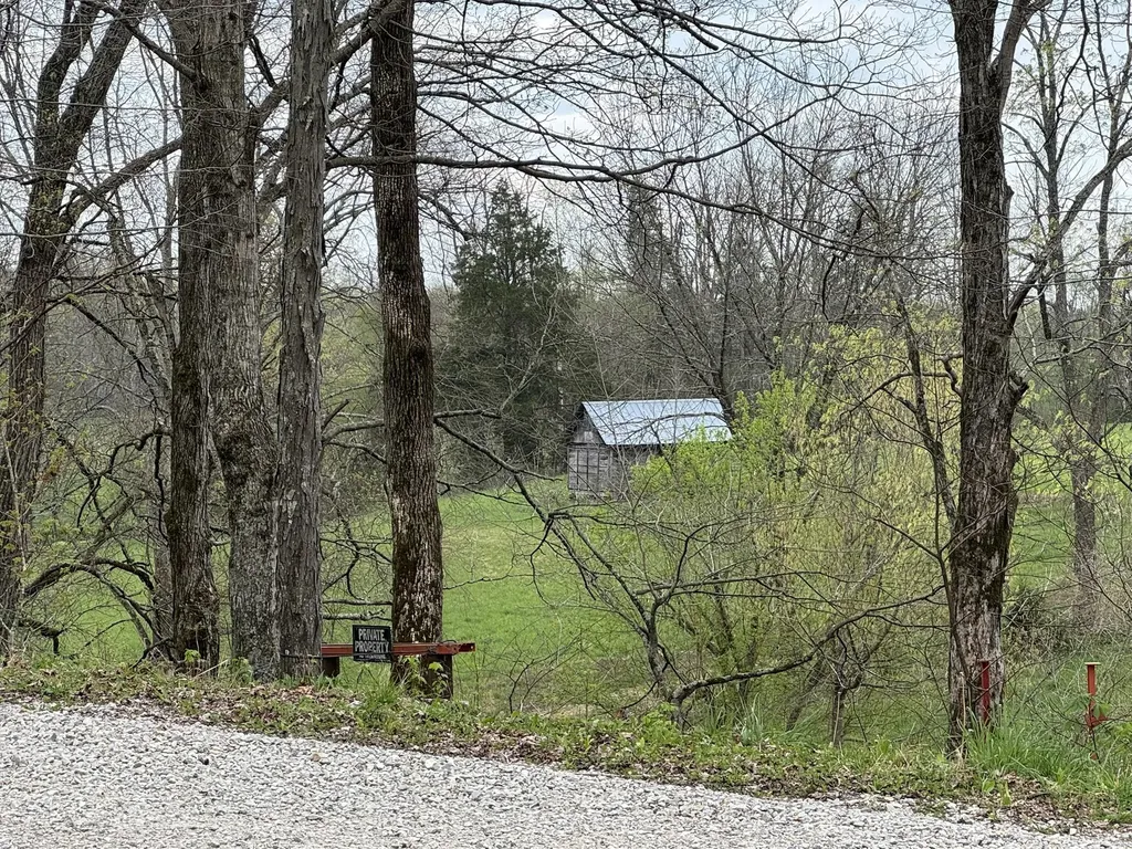 667 Troutstream Road Dunnville KY 42528