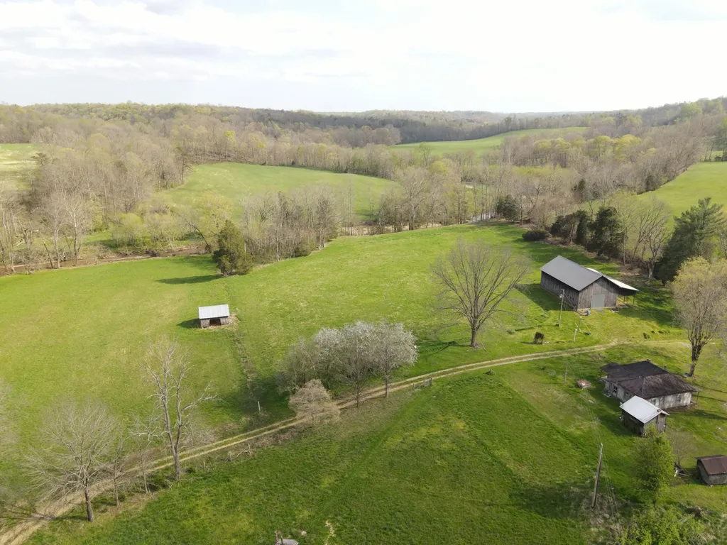 667 Troutstream Road Dunnville KY 42528