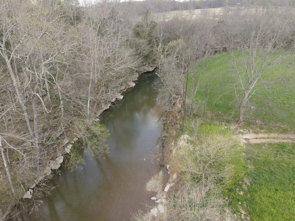 667 Troutstream Road Dunnville KY 42528