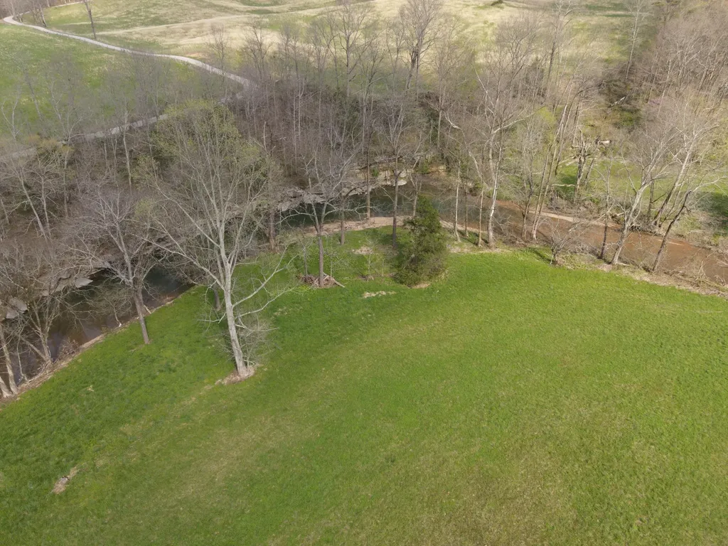 667 Troutstream Road Dunnville KY 42528