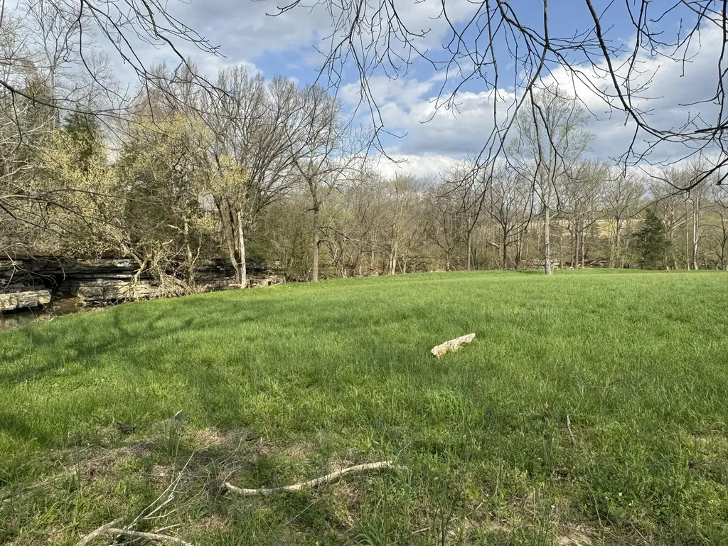 667 Troutstream Road Dunnville KY 42528