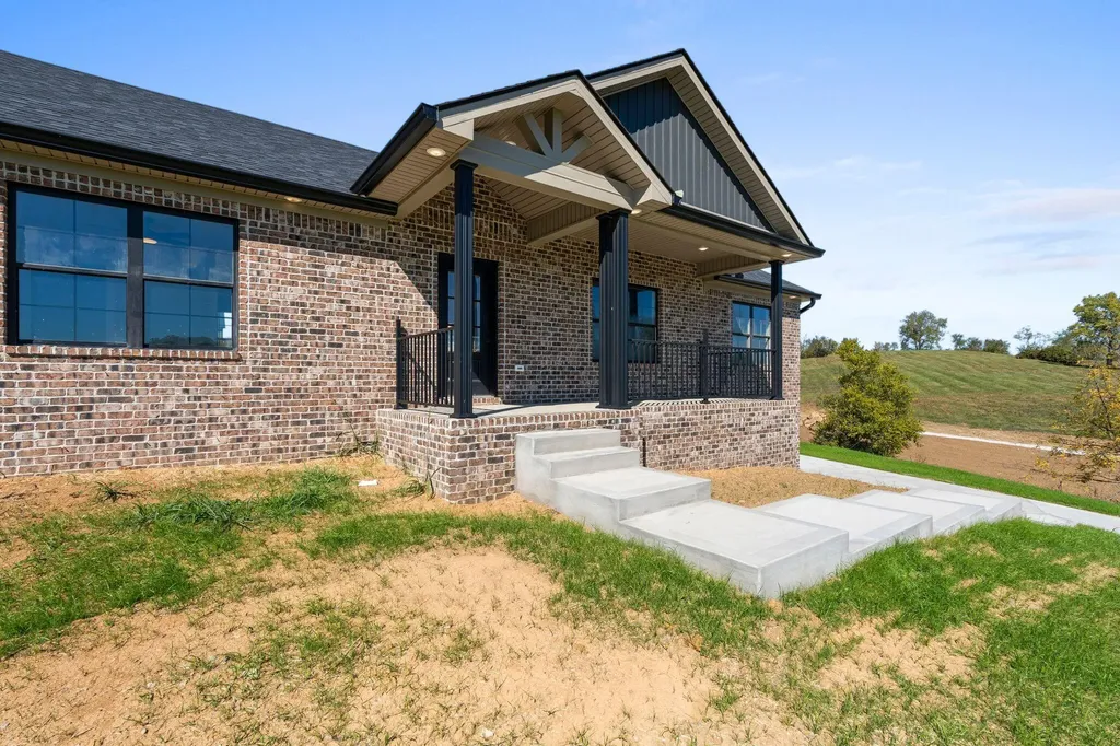 117 Aysia Avenue Paint Lick KY 40461