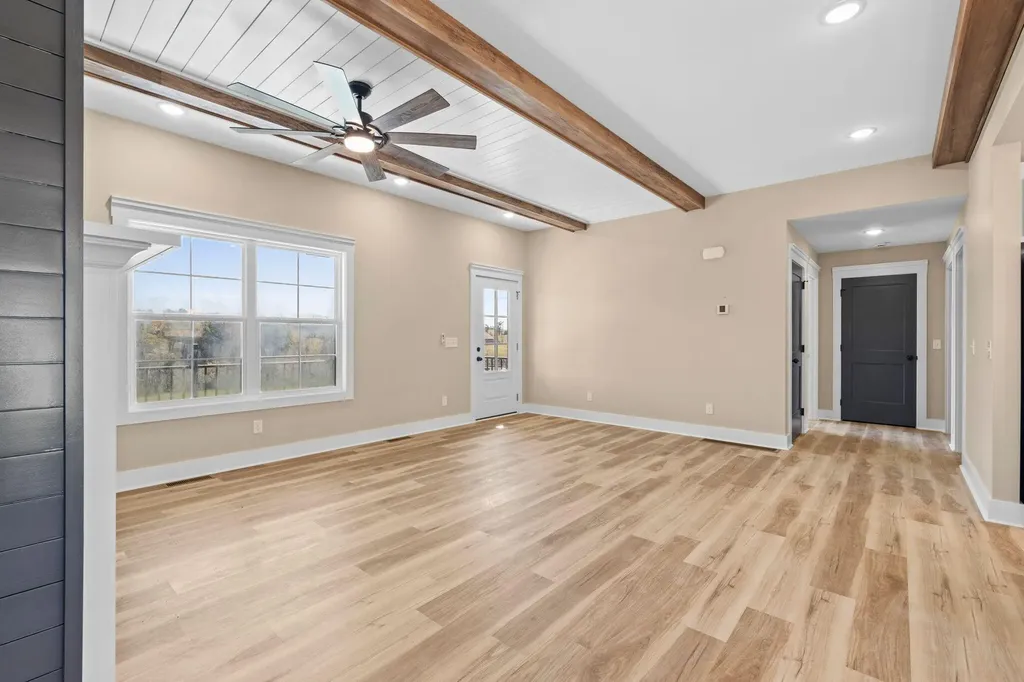 117 Aysia Avenue Paint Lick KY 40461
