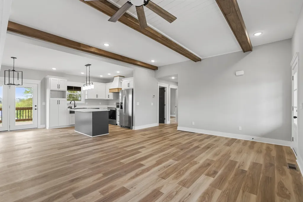 109 Liam Way Paint Lick KY 40461