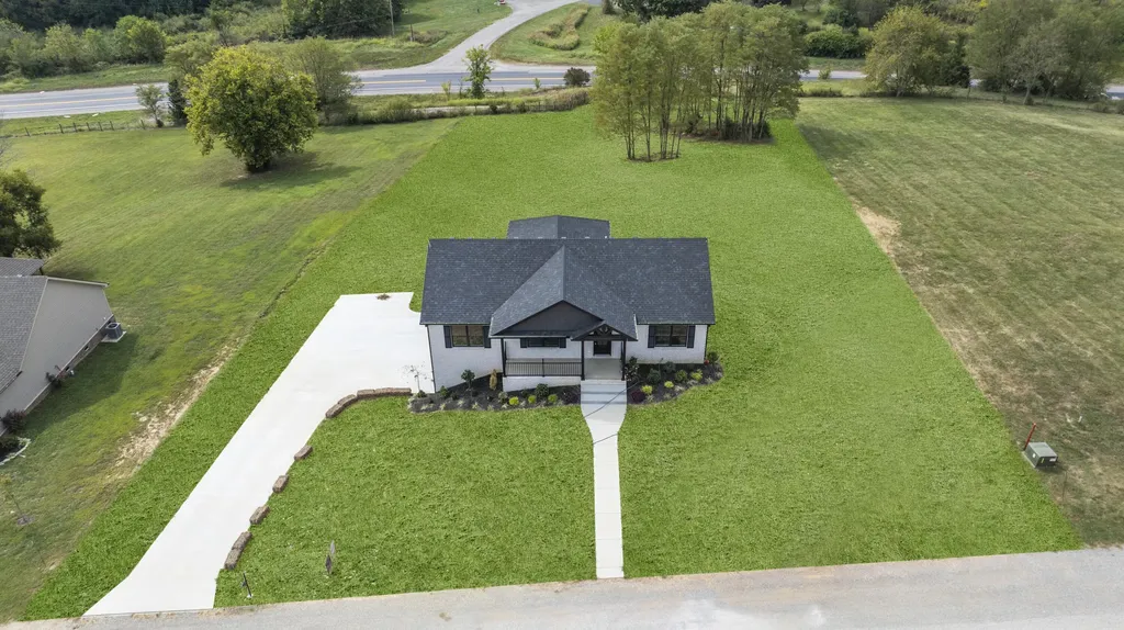 109 Liam Way Paint Lick KY 40461