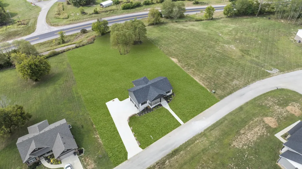 109 Liam Way Paint Lick KY 40461