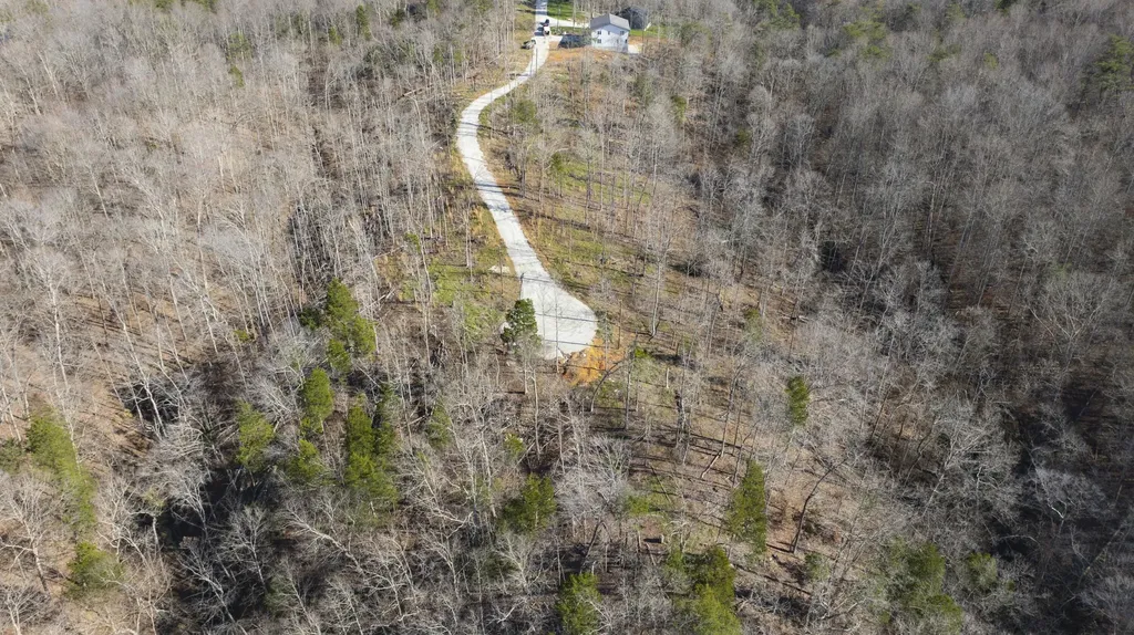 012 Wake Shore Drive Monticello KY 42633