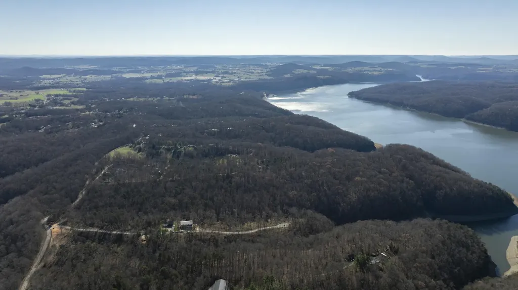 012 Wake Shore Drive Monticello KY 42633