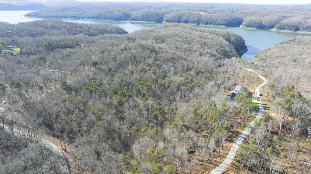 012 Wake Shore Drive Monticello KY 42633