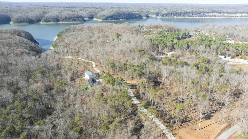 012 Wake Shore Drive Monticello KY 42633