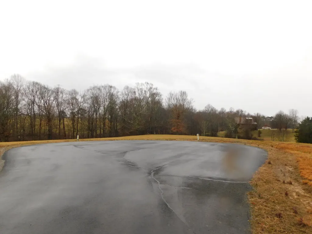Lot 8 Creekside Boulevard Russell Springs KY 42642