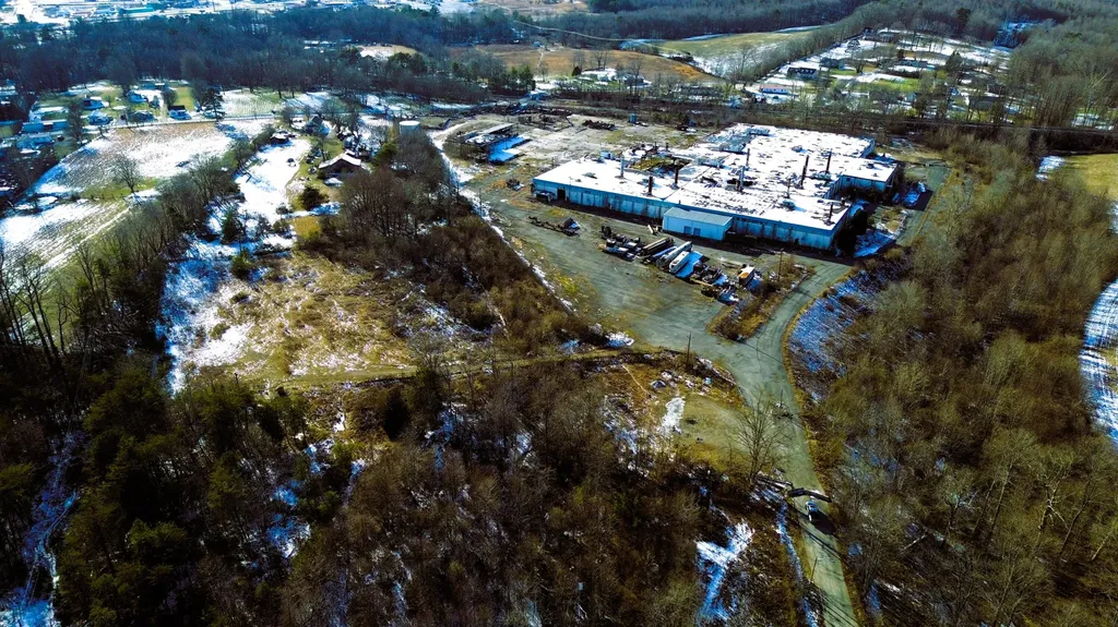296 Robert E Cox Road Corbin KY 40701
