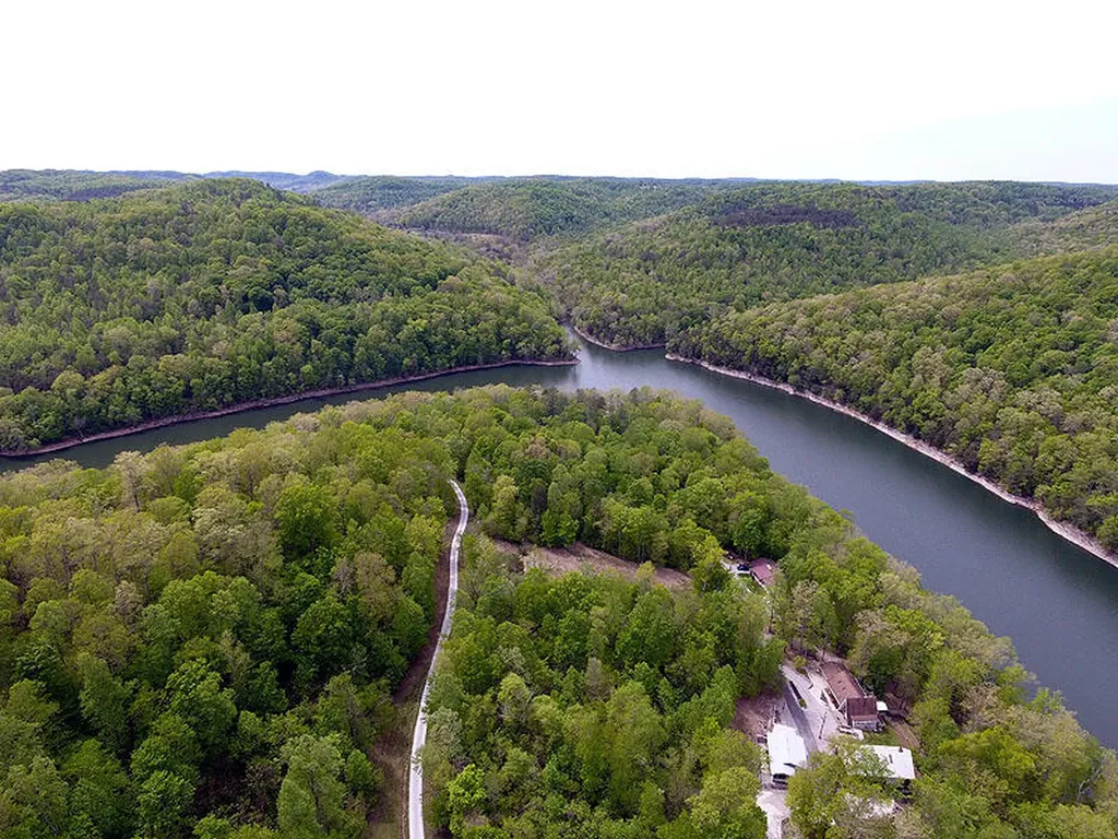 Tract 4 Dogwood Drive Whitley City KY 42653