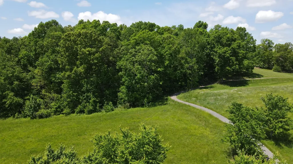 126 Beechwood Drive London KY 40744