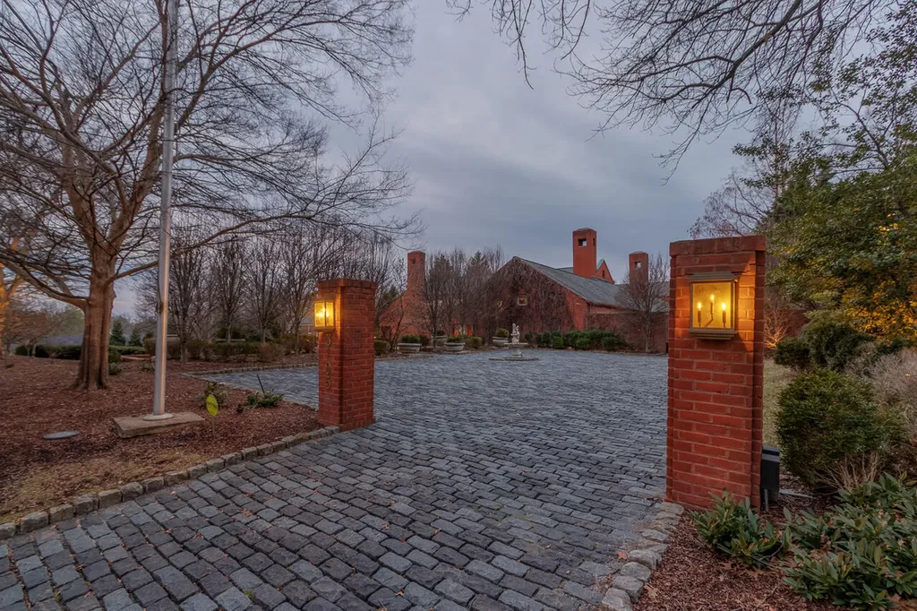 3105 Warrenwood Wynd Lexington KY 40502