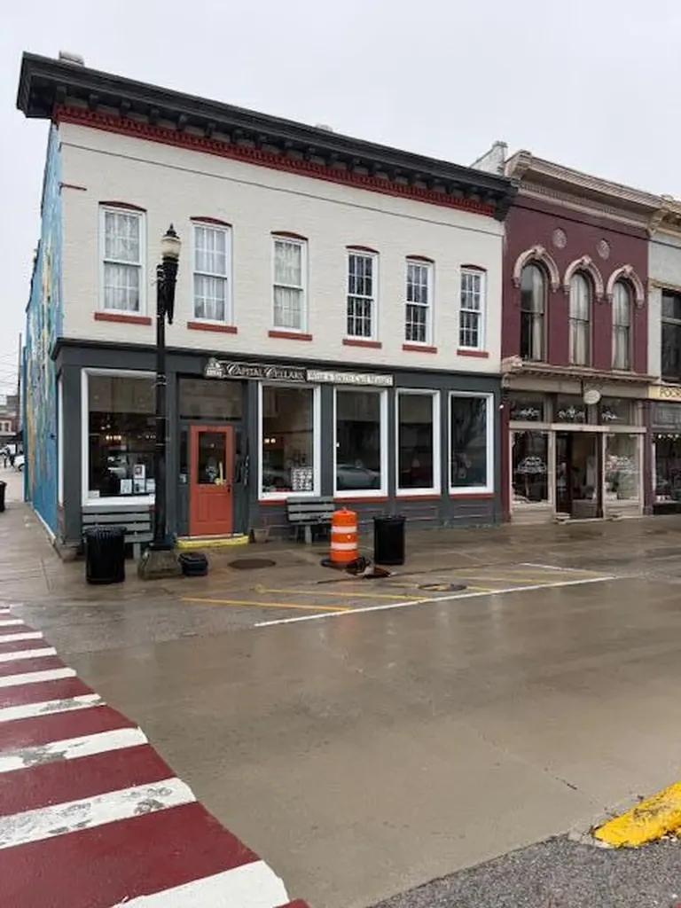 227-229 W Broadway Street Frankfort KY 40601
