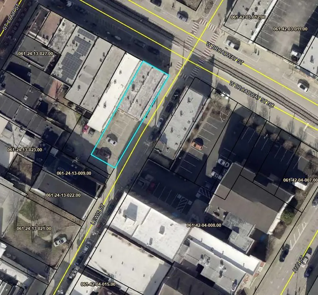 227-229 W Broadway Street Frankfort KY 40601