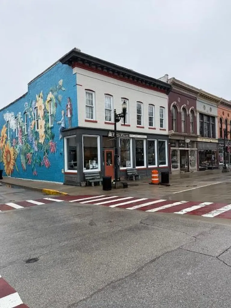 227-229 W Broadway Street Frankfort KY 40601